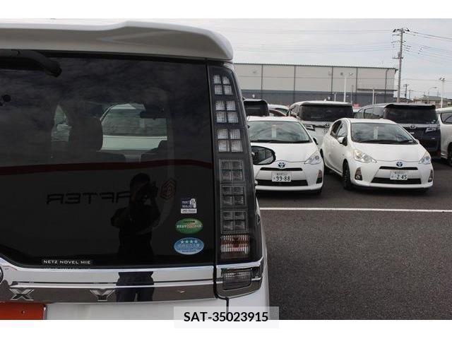 Toyota VOXY 2016-06 352874-12