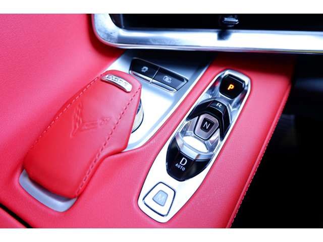 Chevrolet CORVETTE 2021-05 23565-7