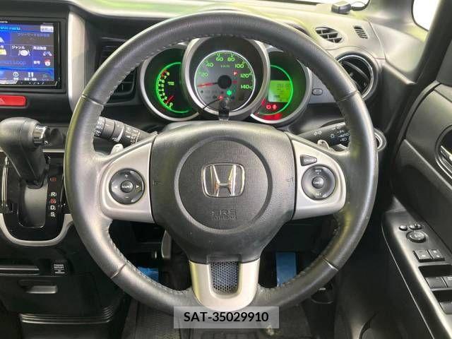 Honda N BOX CUSTOM 2013-10 364872-11