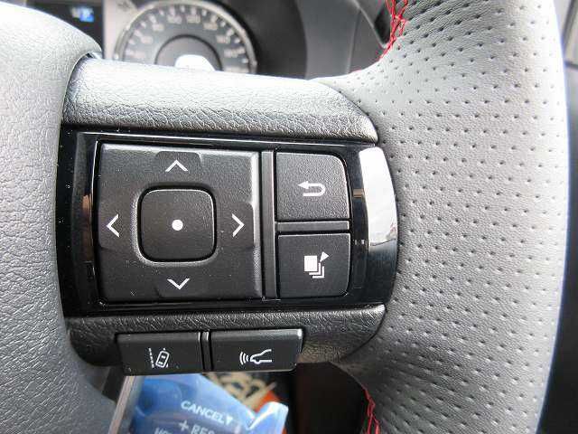 Toyota HILUX 2023-04 4285-10