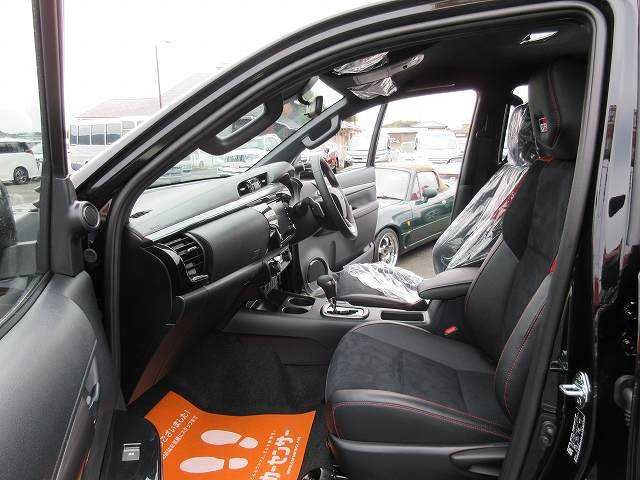 Toyota HILUX 2023-04 4285-13
