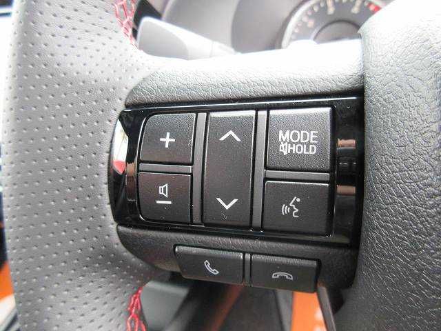 Toyota HILUX 2023-04 4285-9