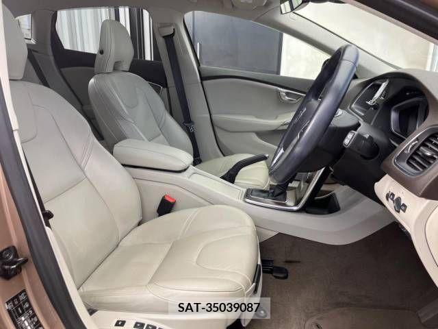 Volvo V40 2013-06 288662-12