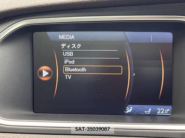 Volvo V40 2013-06 288662-4
