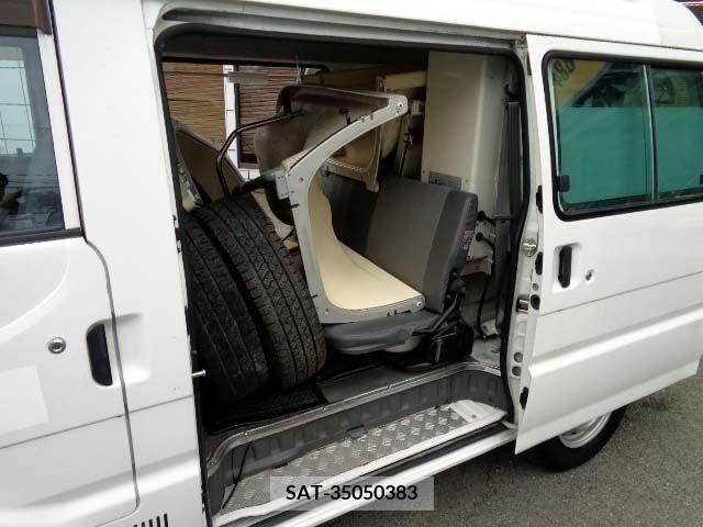 Mazda BONGO VAN 2013-06 201789-7