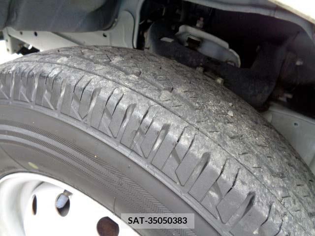 Mazda BONGO VAN 2013-06 201789-16