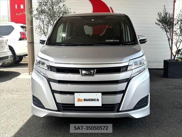 Toyota NOAH 2019-02 279555-7