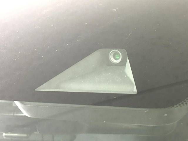 Nissan NOTE 2018-11 187765-2