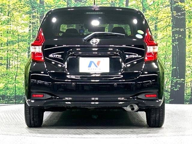 Nissan NOTE 2018-11 187765-15