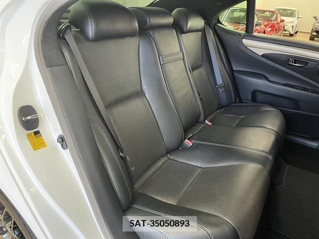 Lexus LS 2014-12 354111-11