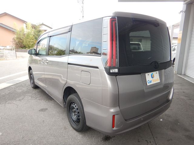 Toyota NOAH 2020-01 12986-8
