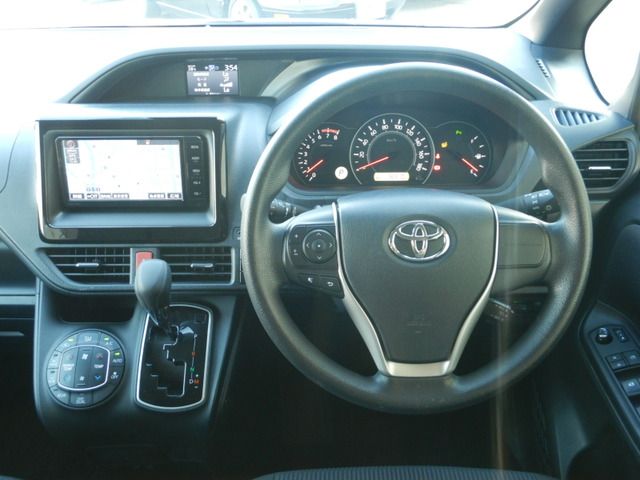 Toyota NOAH 2020-01 12986-16