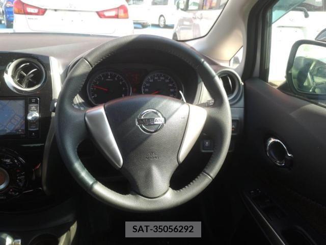 Nissan NOTE 2015-07 252907-2