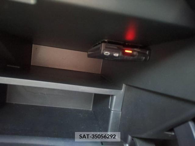Nissan NOTE 2015-07 252907-18