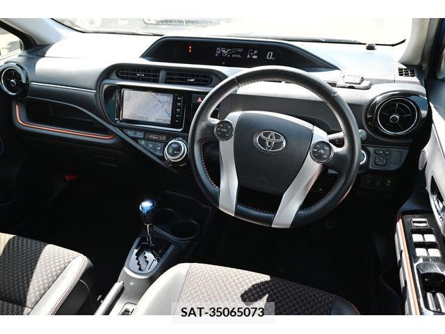 Toyota AQUA 2015-01 245043-1