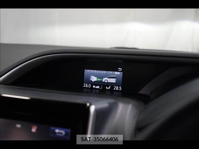 Toyota VOXY 2018-12 257003-4