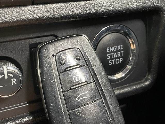 Toyota PRADO 2018-02 181069-4