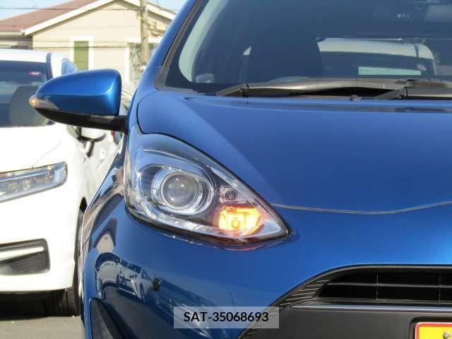 Toyota AQUA 2018-01 213462-9