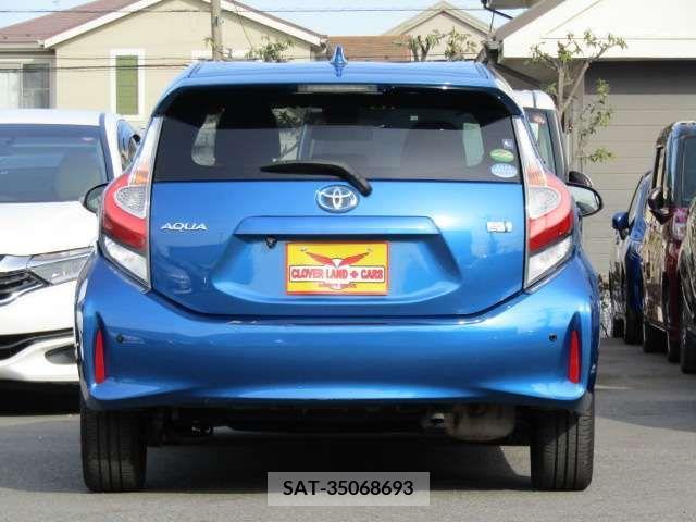 Toyota AQUA 2018-01 213462-5