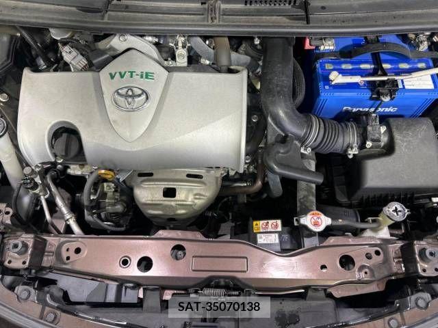 Toyota SIENTA 2017-10 349591-18