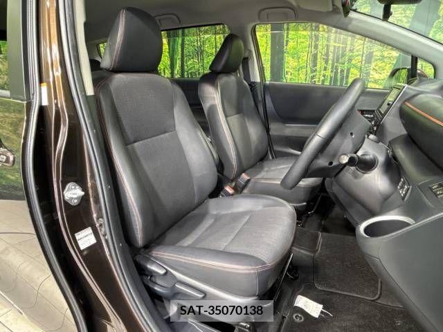 Toyota SIENTA 2017-10 349591-8