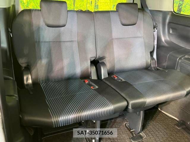 Toyota VOXY 2015-07 345240-10