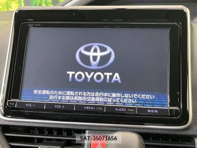 Toyota VOXY 2015-07 345240-3
