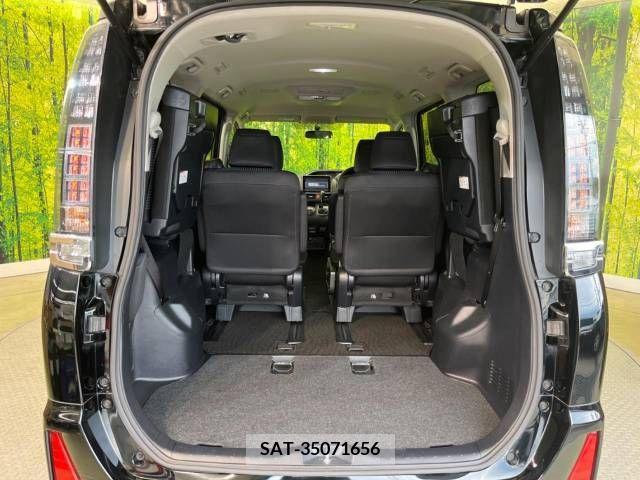 Toyota VOXY 2015-07 345240-11