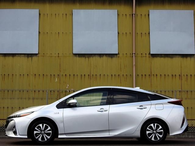 Toyota PRIUS PHV 2018-10 192382-5