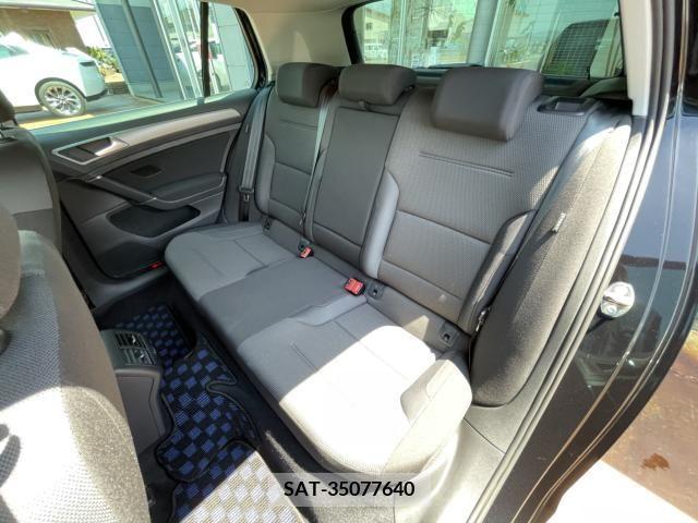 VolksWagen GOLF 2017-03 329130-18
