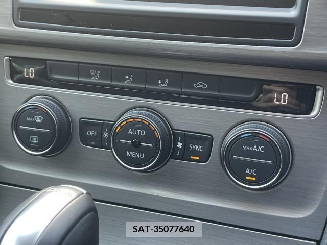 VolksWagen GOLF 2017-03 329130-24