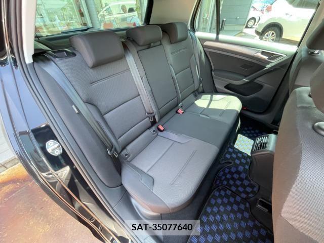 VolksWagen GOLF 2017-03 329130-15