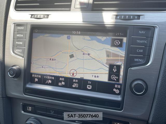 VolksWagen GOLF 2017-03 329130-21