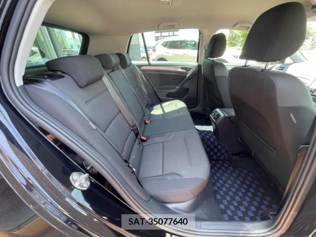 VolksWagen GOLF 2017-03 329130-13