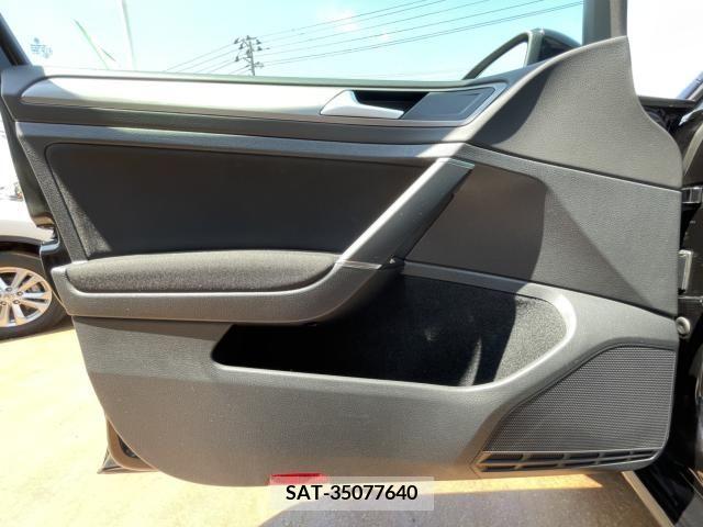 VolksWagen GOLF 2017-03 329130-11