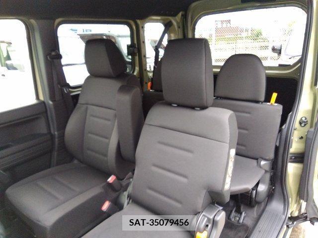Honda N-VAN 2019-06 307955-11
