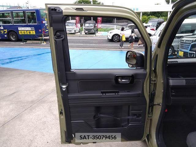 Honda N-VAN 2019-06 307955-9