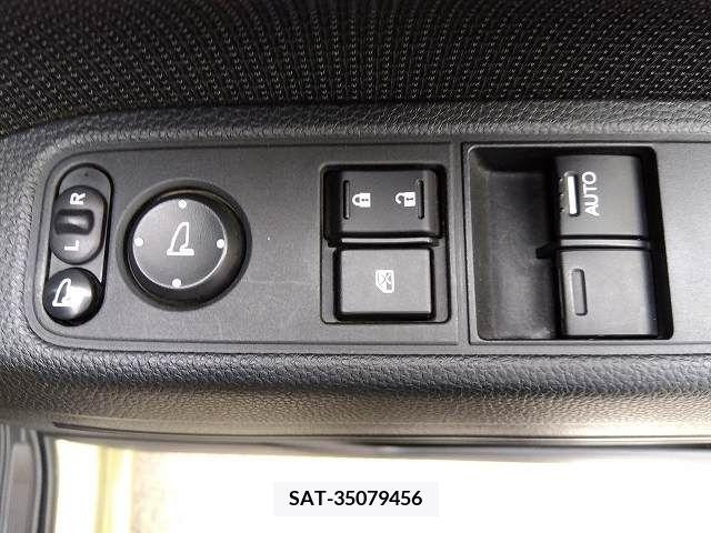 Honda N-VAN 2019-06 307955-22