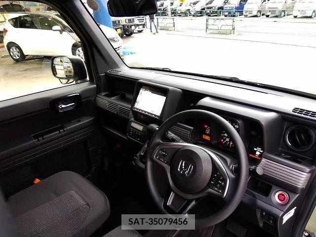 Honda N-VAN 2019-06 307955-23