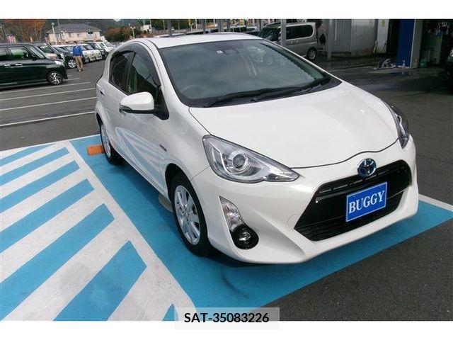Toyota AQUA 2016-09 217078-2