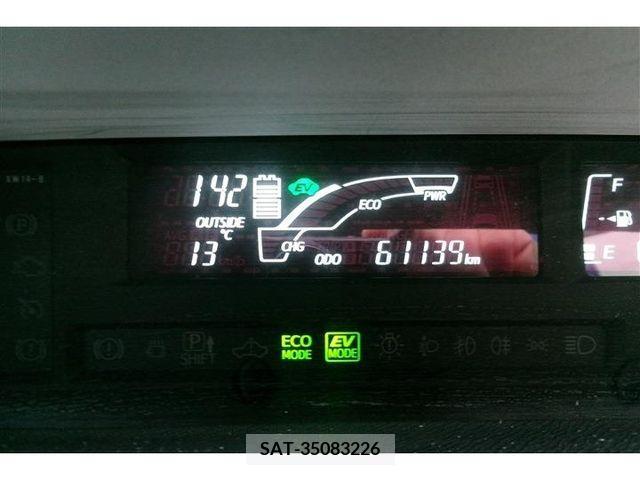 Toyota AQUA 2016-09 217078-16