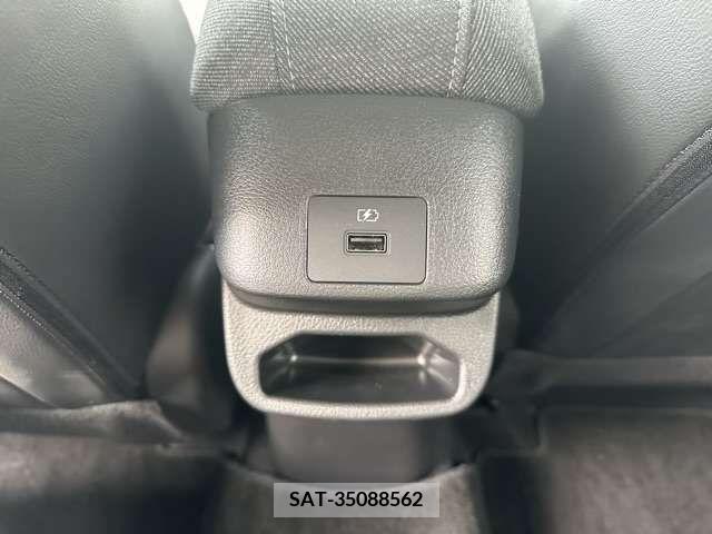 Nissan AURA 2023-03 356670-6