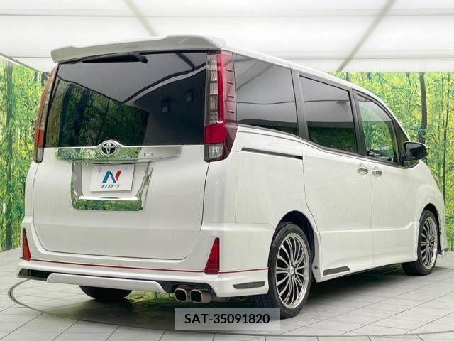 Toyota NOAH 2015-07 321437-17