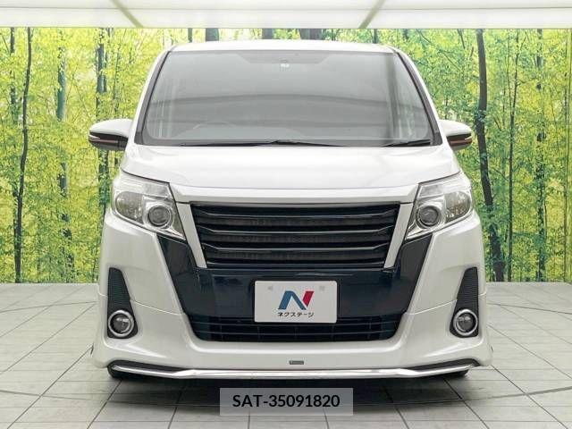 Toyota NOAH 2015-07 321437-14
