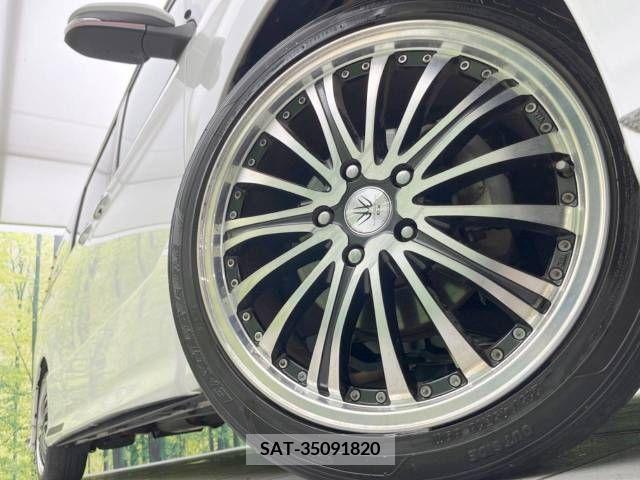 Toyota NOAH 2015-07 321437-13