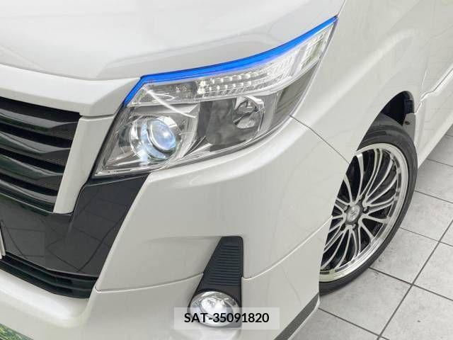 Toyota NOAH 2015-07 321437-12