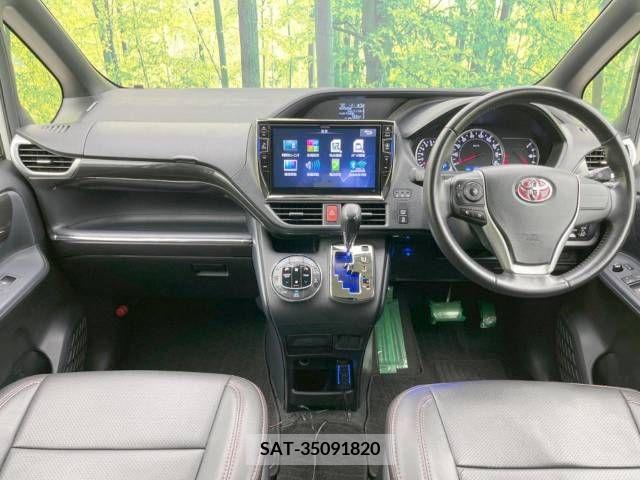 Toyota NOAH 2015-07 321437-1