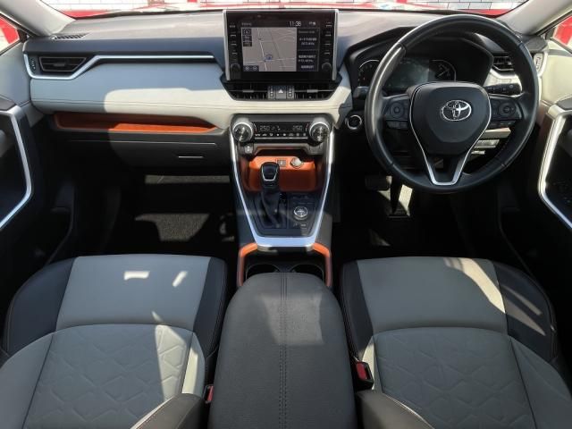 Toyota RAV4 2021-06 181192-4