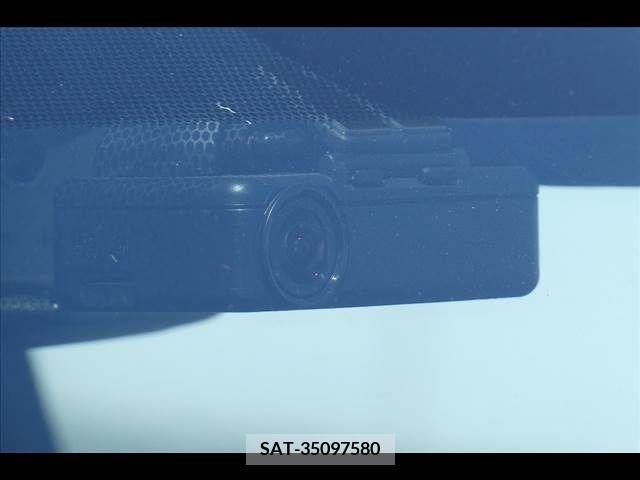Nissan NOTE 2019-04 305462-7