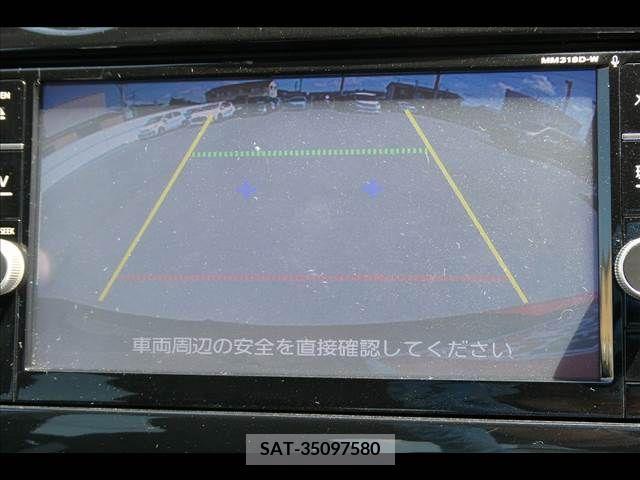 Nissan NOTE 2019-04 305462-6